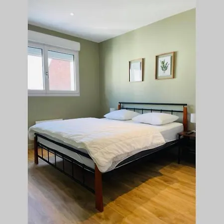 Lumineux à 300m De La