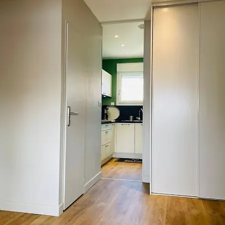 Appartement Lumineux A 300m De La *