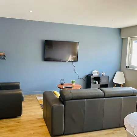 Appartement Lumineux A 300m De La